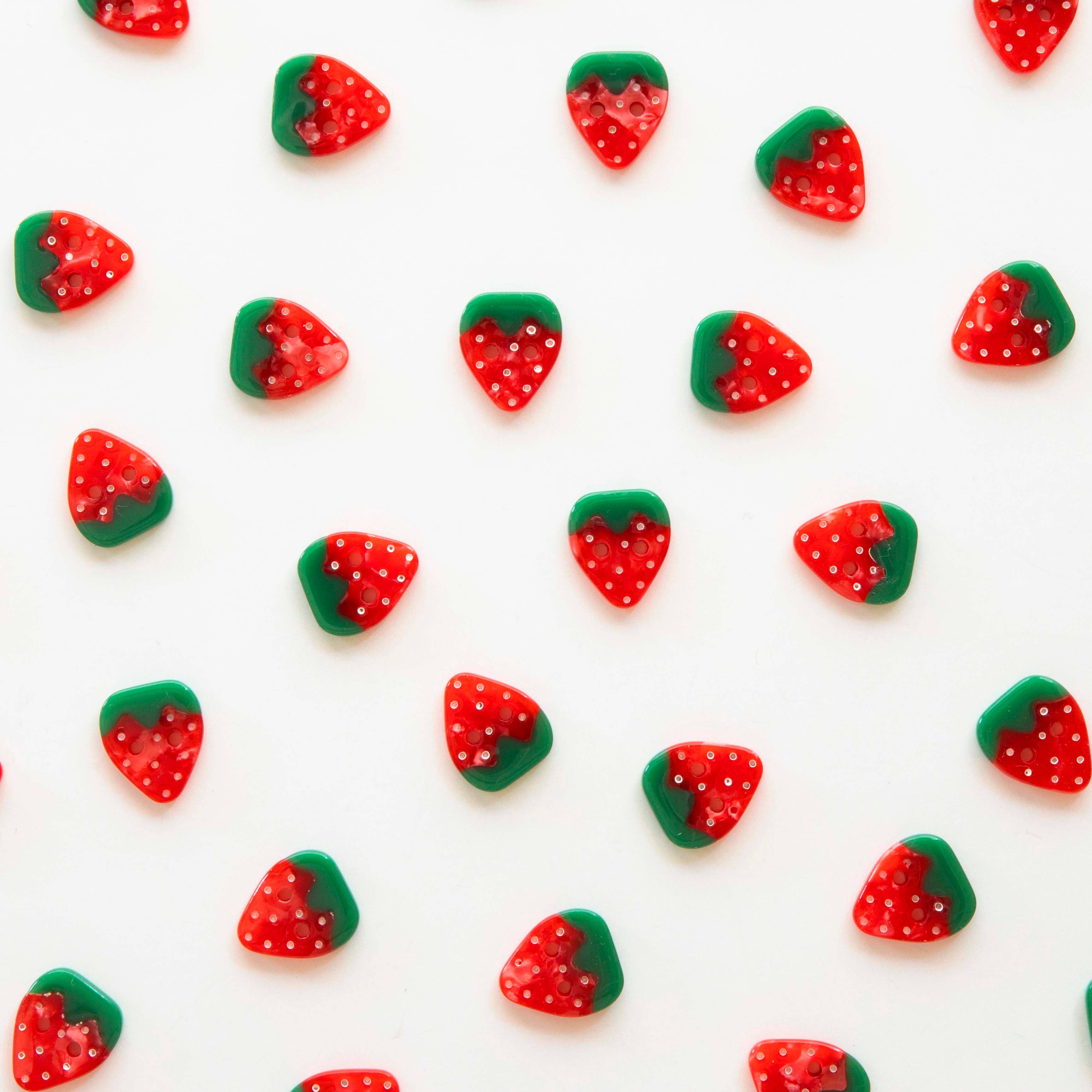 Sarah Hearts Small Strawberry Buttons - 5/8"