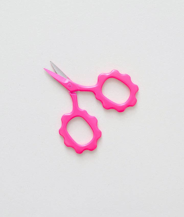 Hot Pink Scallop Handle Scissors