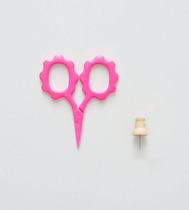 Hot Pink Scallop Handle Scissors