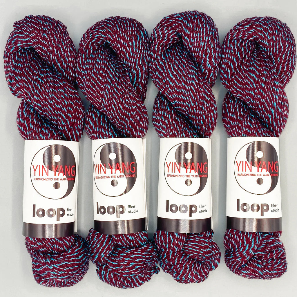Loop Fiber Yin Yang Worsted