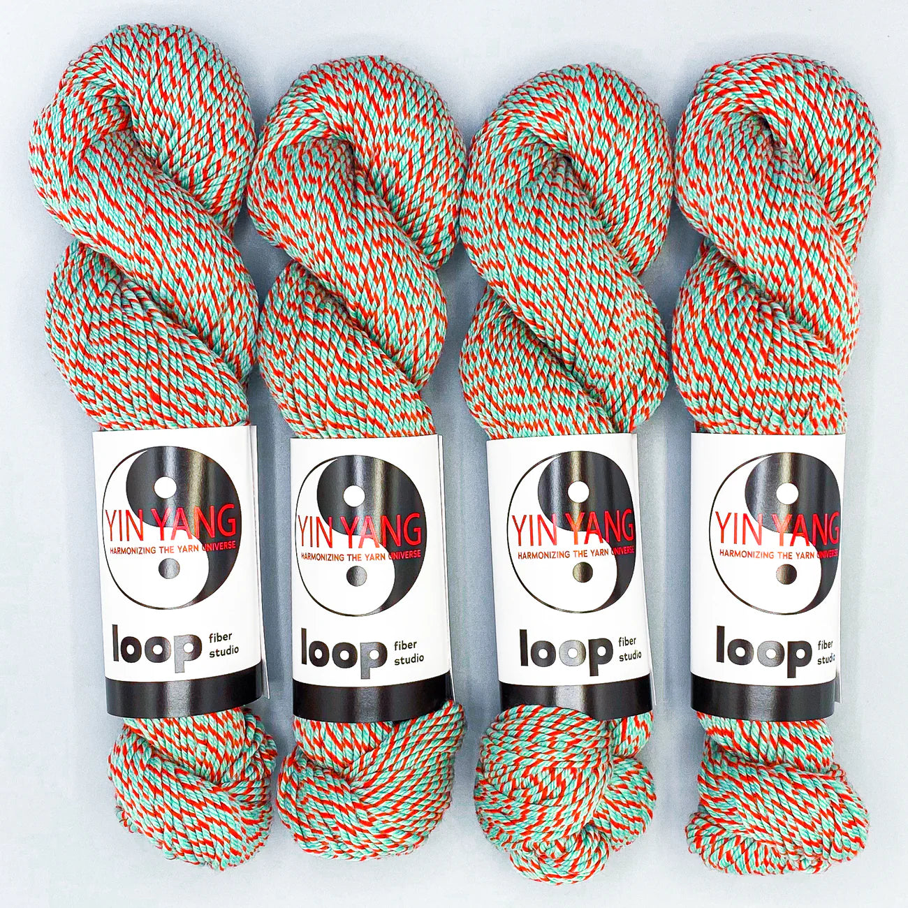 Loop Fiber Yin Yang Worsted